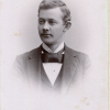 Fotograf Nyblin, Kristiania, Filial St. Olafs bad Modum. Tekst- Joh. H. Svendsen, født 20. september 1870. Gift 7. september 1901